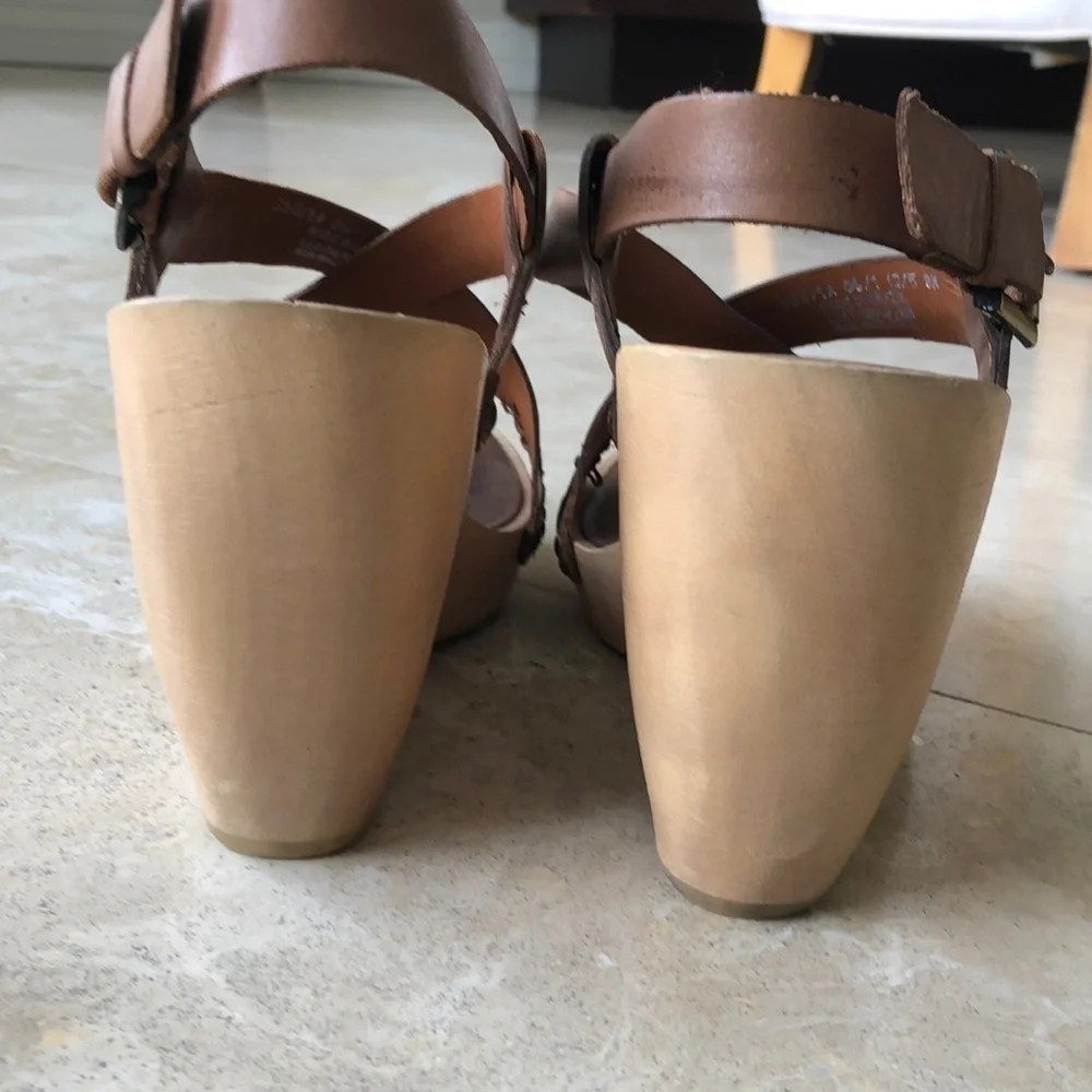 Via Spiga - Tan / Camel Leather Wedges - size 8